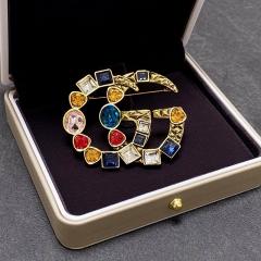 Gucci brooch 03cly19